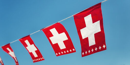 Switzerland celebrates its national holiday on 1 august each year. On this occasion, Swiss flags and cantonal flags in all variations will be hung up.